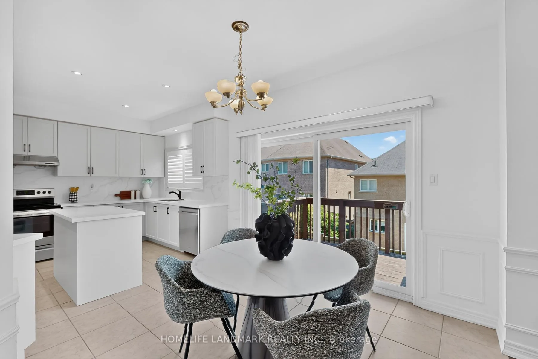 Photo 9 of 145 Alpaca Drive, Richmond Hill, Jefferson — HOMEH