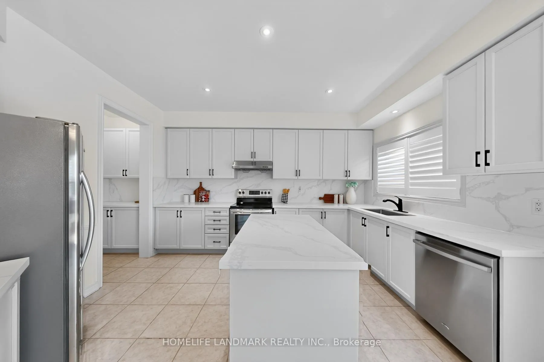 Photo 15 of 145 Alpaca Drive, Richmond Hill, Jefferson — HOMEH