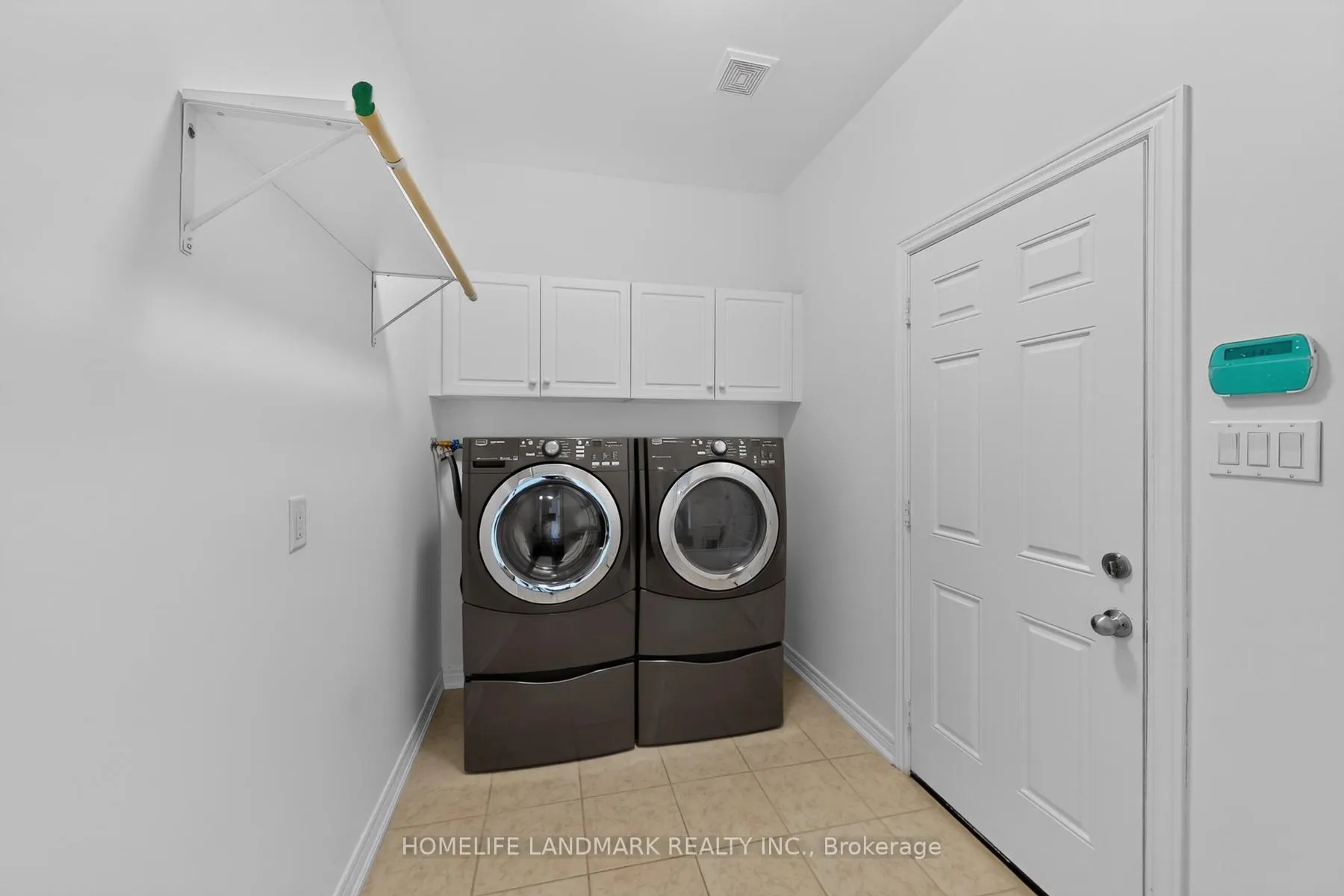 Photo 20 of 145 Alpaca Drive, Richmond Hill, Jefferson — HOMEH