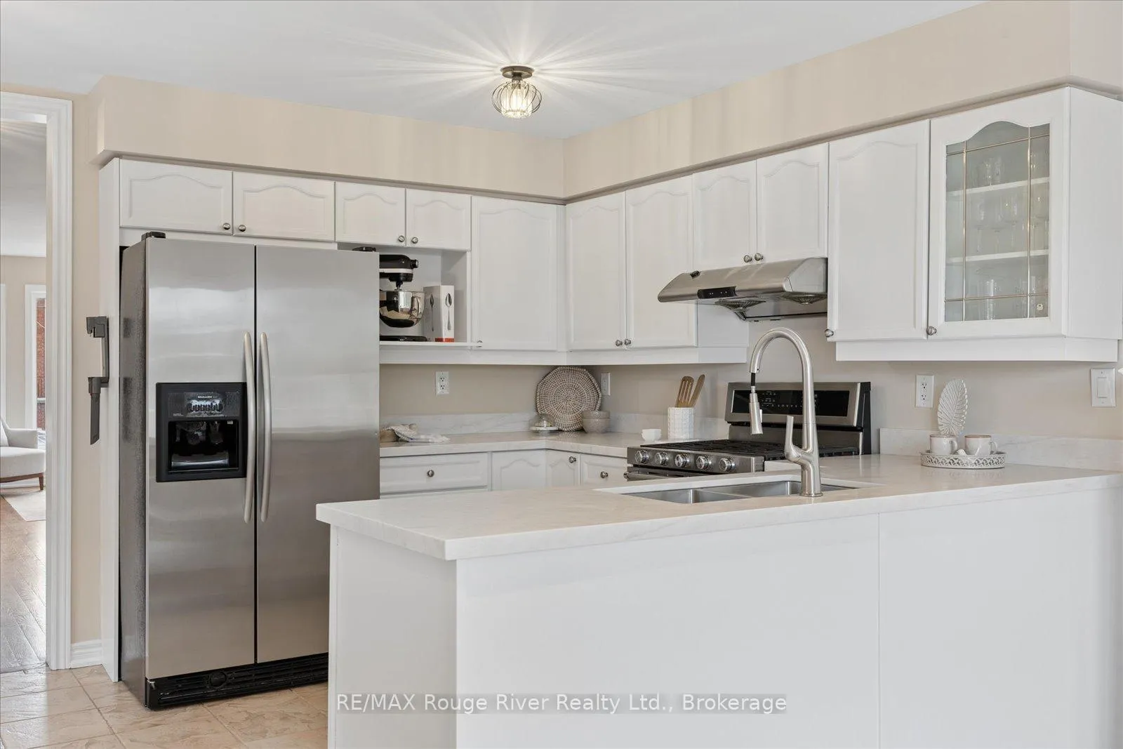 Photo 13 of 72a Laurel Avenue, Scarborough, Kennedy Park — HOMEH