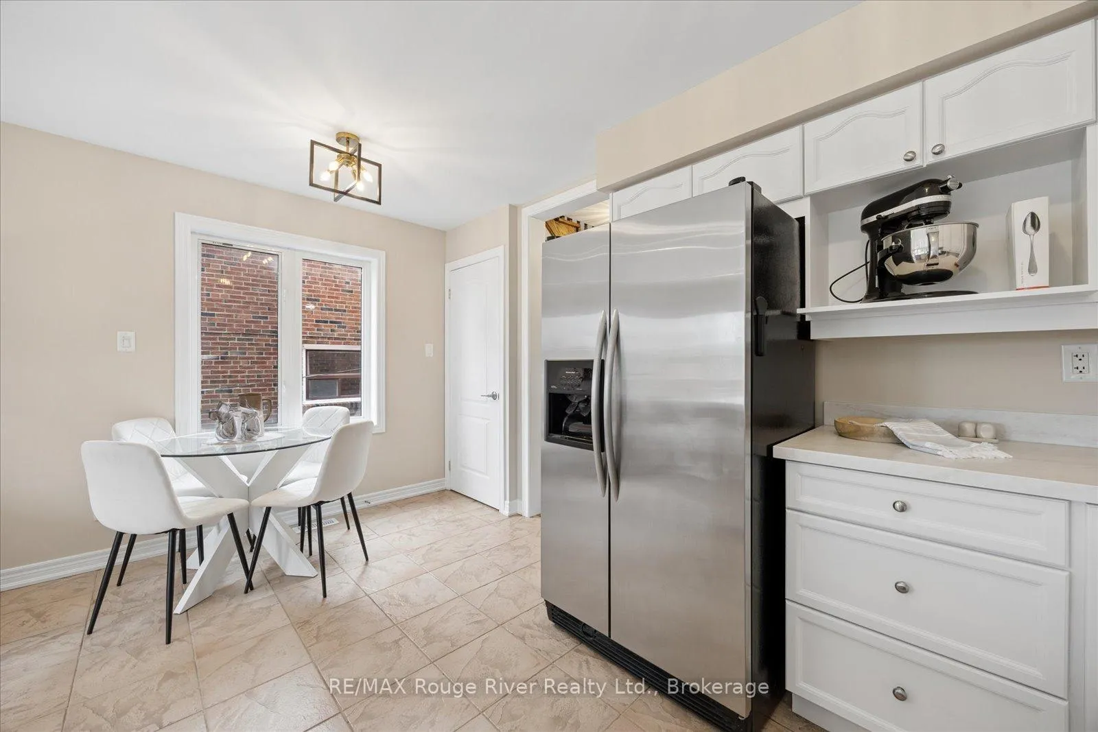 Photo 16 of 72a Laurel Avenue, Scarborough, Kennedy Park — HOMEH