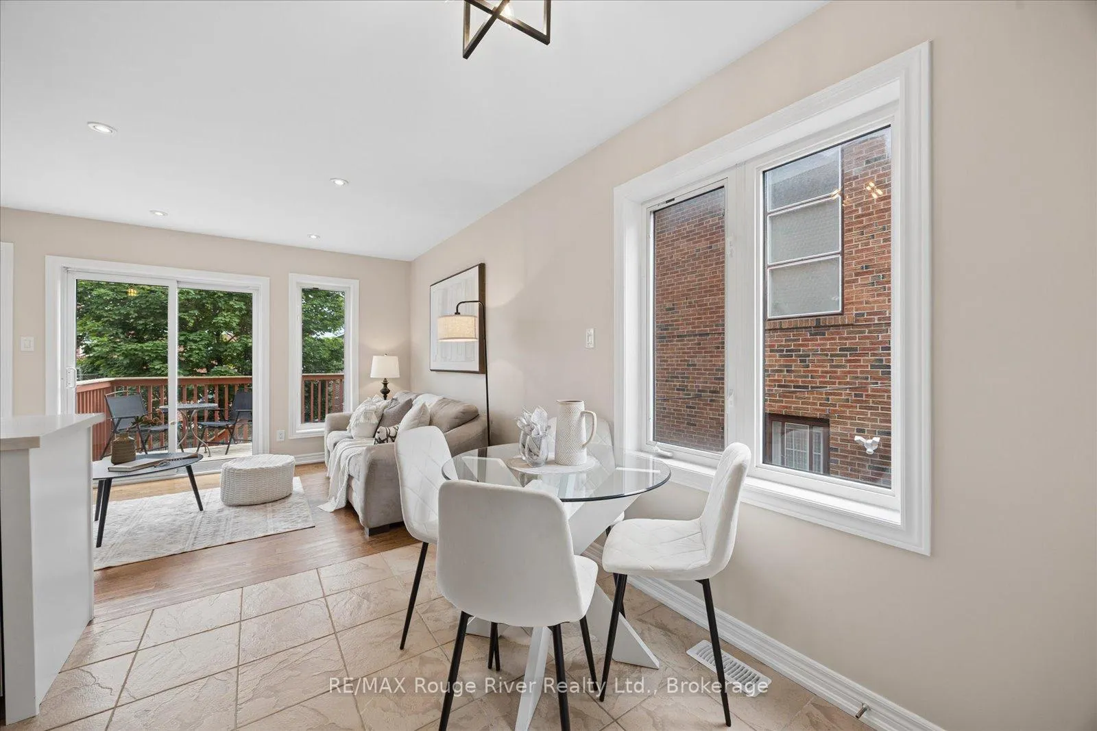 Photo 18 of 72a Laurel Avenue, Scarborough, Kennedy Park — HOMEH