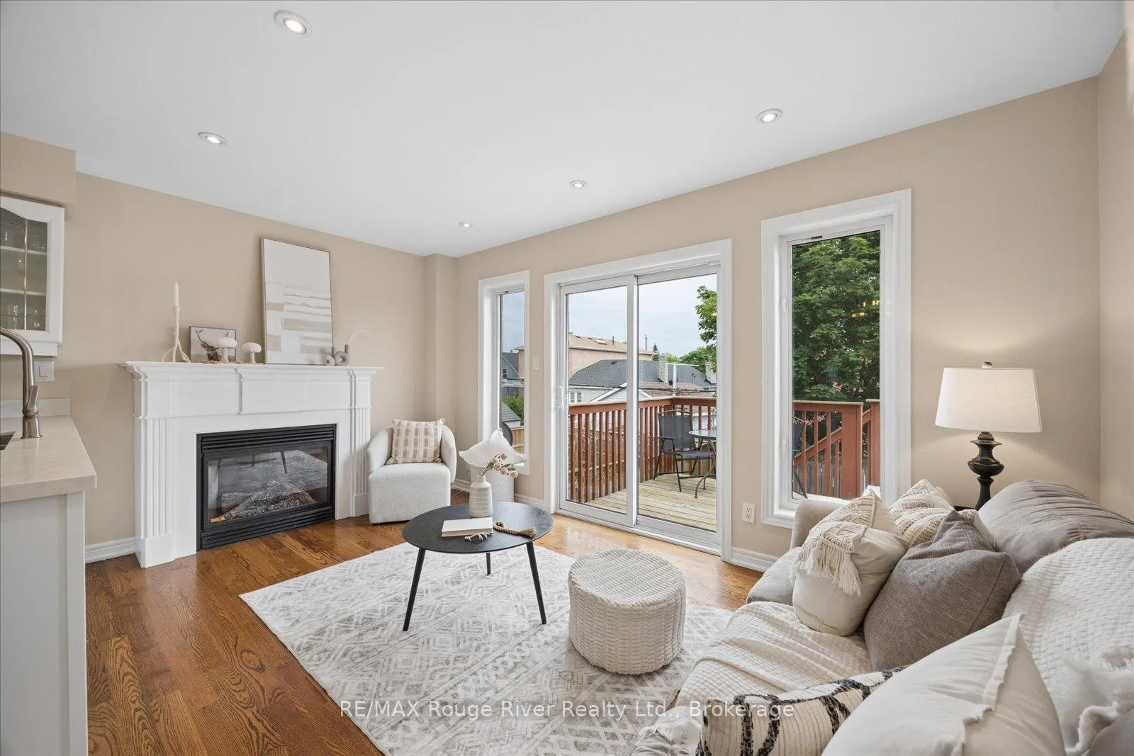 Photo 19 of 72a Laurel Avenue, Scarborough, Kennedy Park — HOMEH