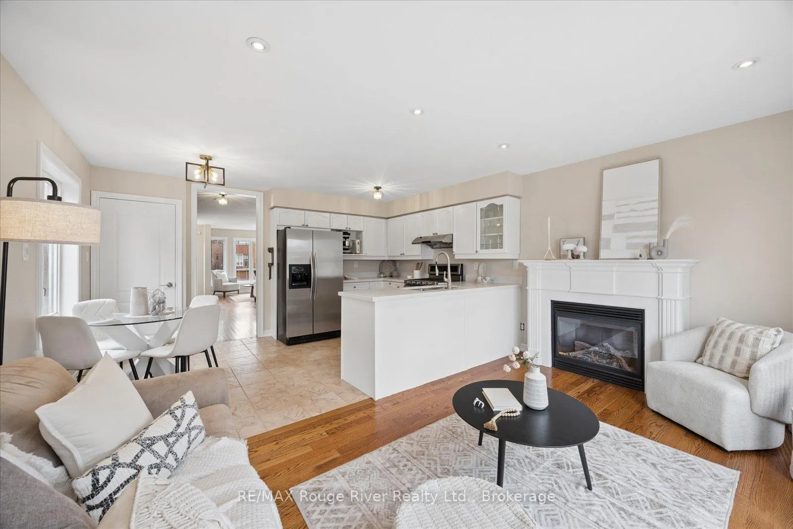 Photo 20 of 72a Laurel Avenue, Scarborough, Kennedy Park — HOMEH
