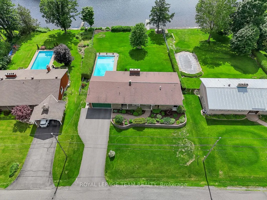 Photo 1 of 5576 South River Drive, Ottawa, Manotick Long Island & Nicholls Island — HOMEH
