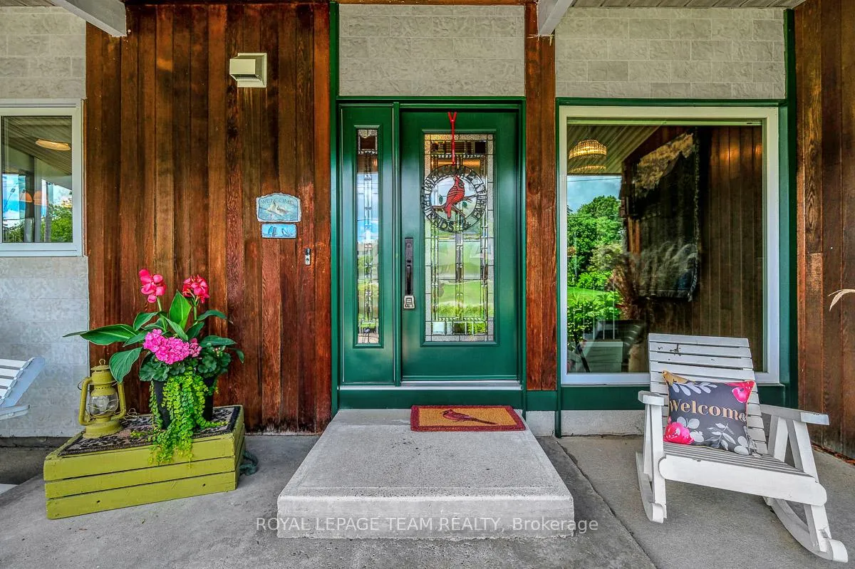 Photo 5 of 5576 South River Drive, Ottawa, Manotick Long Island & Nicholls Island — HOMEH