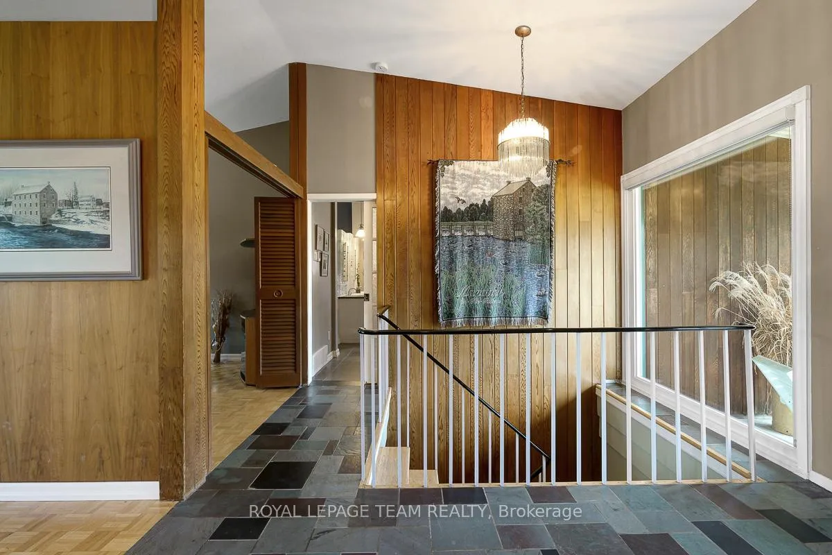 Photo 7 of 5576 South River Drive, Ottawa, Manotick Long Island & Nicholls Island — HOMEH