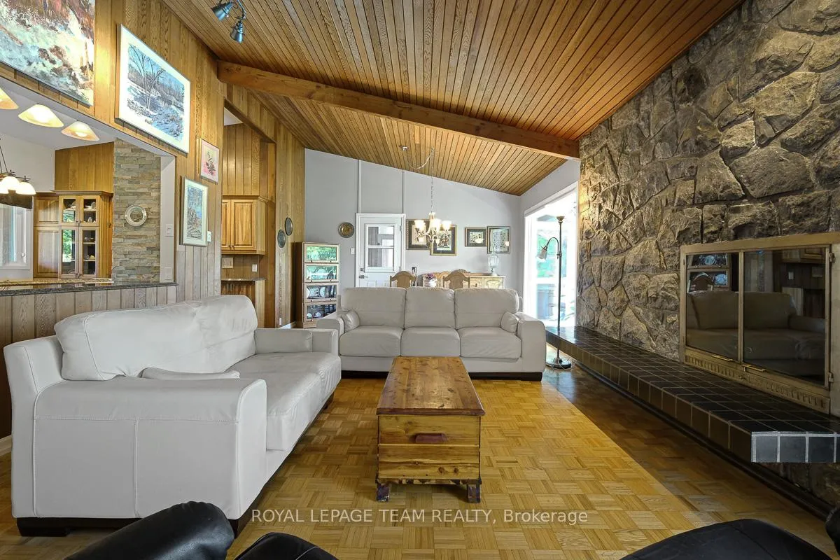 Photo 12 of 5576 South River Drive, Ottawa, Manotick Long Island & Nicholls Island — HOMEH