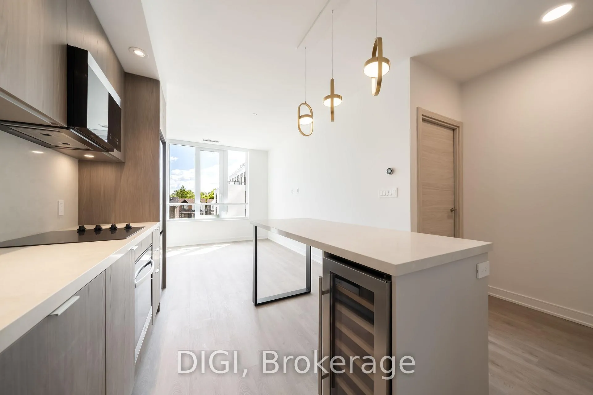 Photo 2 of Unit W322, 485 Perth Avenue, Toronto, Weston-Pellam Park — HOMEH