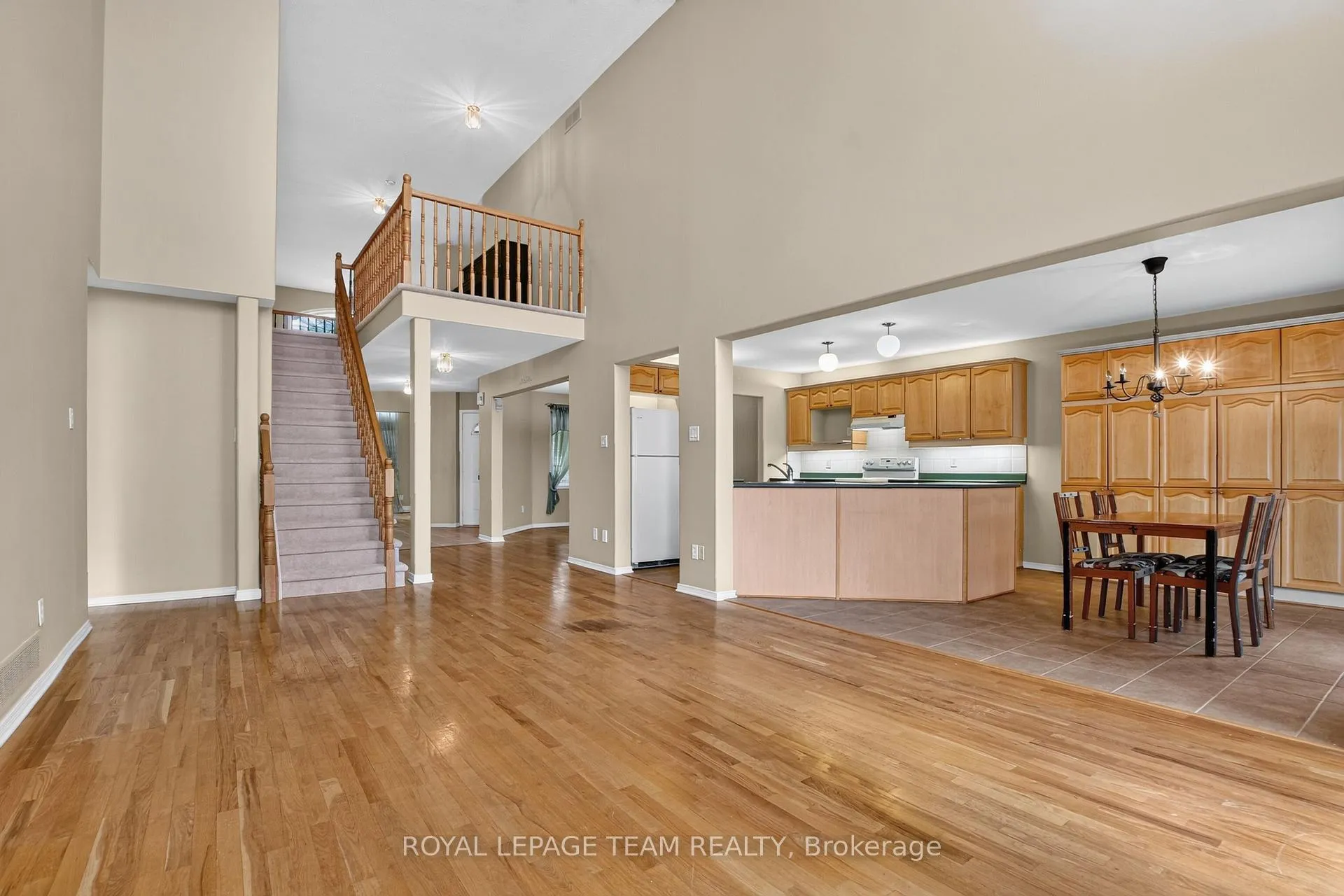Photo 21 of 1115 Grenon Avenue, Ottawa, Fairfield Heights — HOMEH