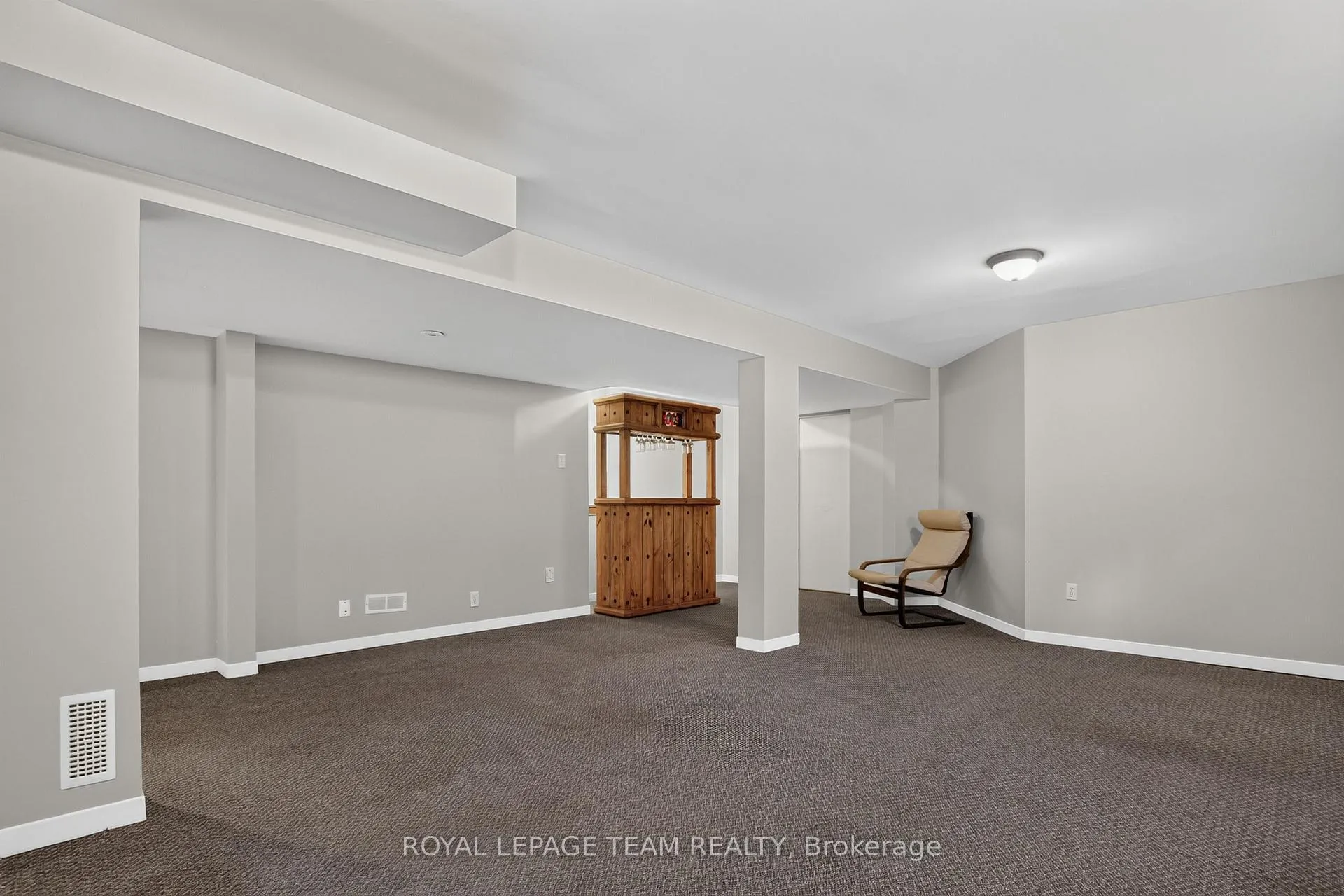 Photo 37 of 1115 Grenon Avenue, Ottawa, Fairfield Heights — HOMEH