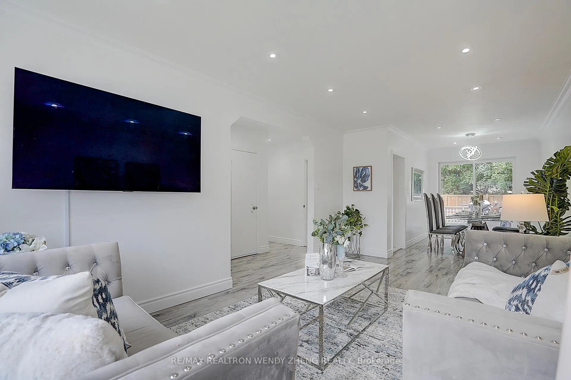 Photo 8 of 18 Courton Drive, Scarborough, Wexford-Maryvale — HOMEH