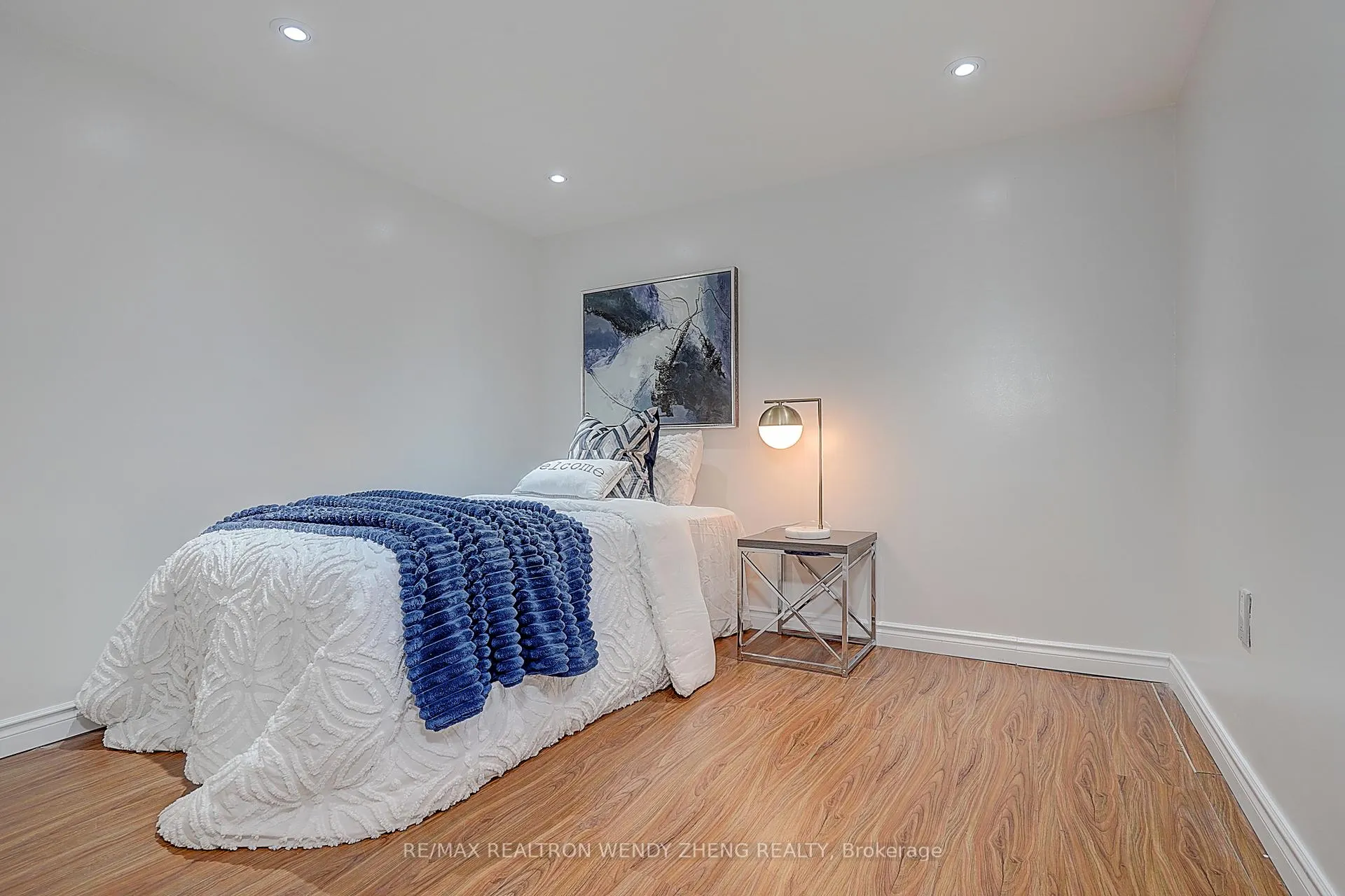Photo 33 of 18 Courton Drive, Scarborough, Wexford-Maryvale — HOMEH