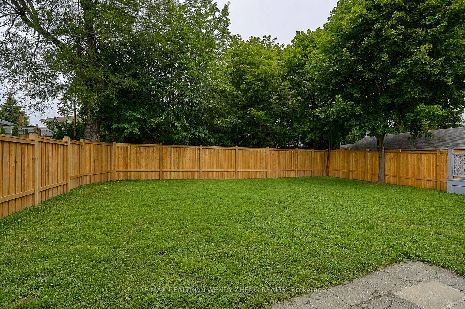 Photo 40 of 18 Courton Drive, Scarborough, Wexford-Maryvale — HOMEH