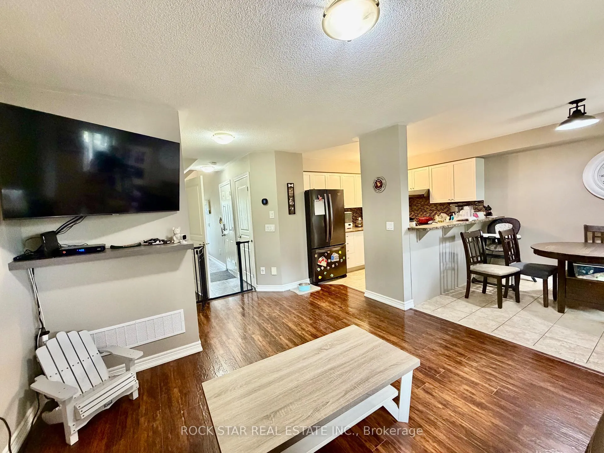 Photo 8 of 416 Orvis Crescent, Shelburne — HOMEH