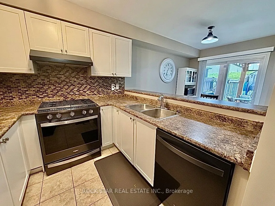 Photo 13 of 416 Orvis Crescent, Shelburne — HOMEH