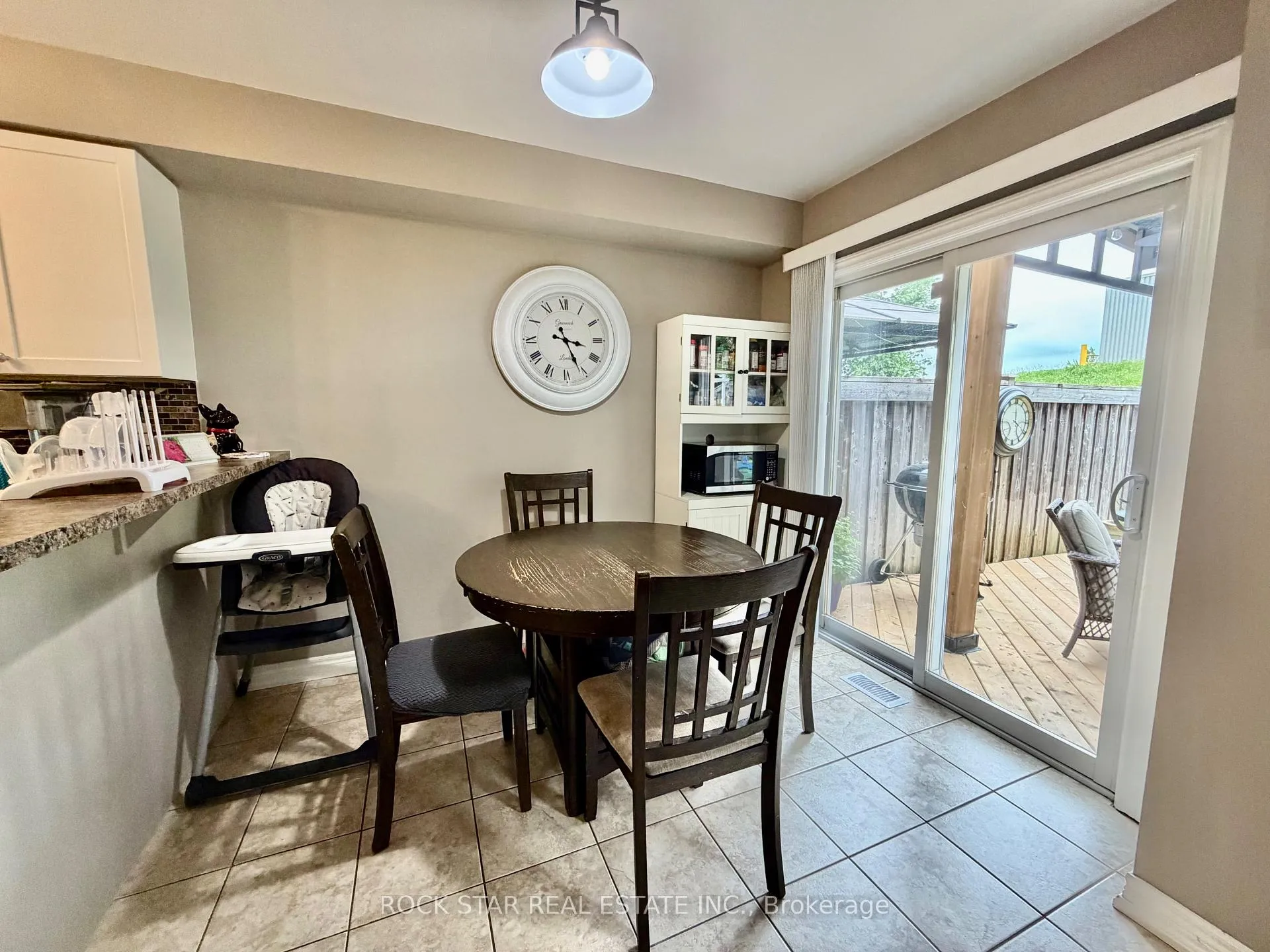 Photo 15 of 416 Orvis Crescent, Shelburne — HOMEH