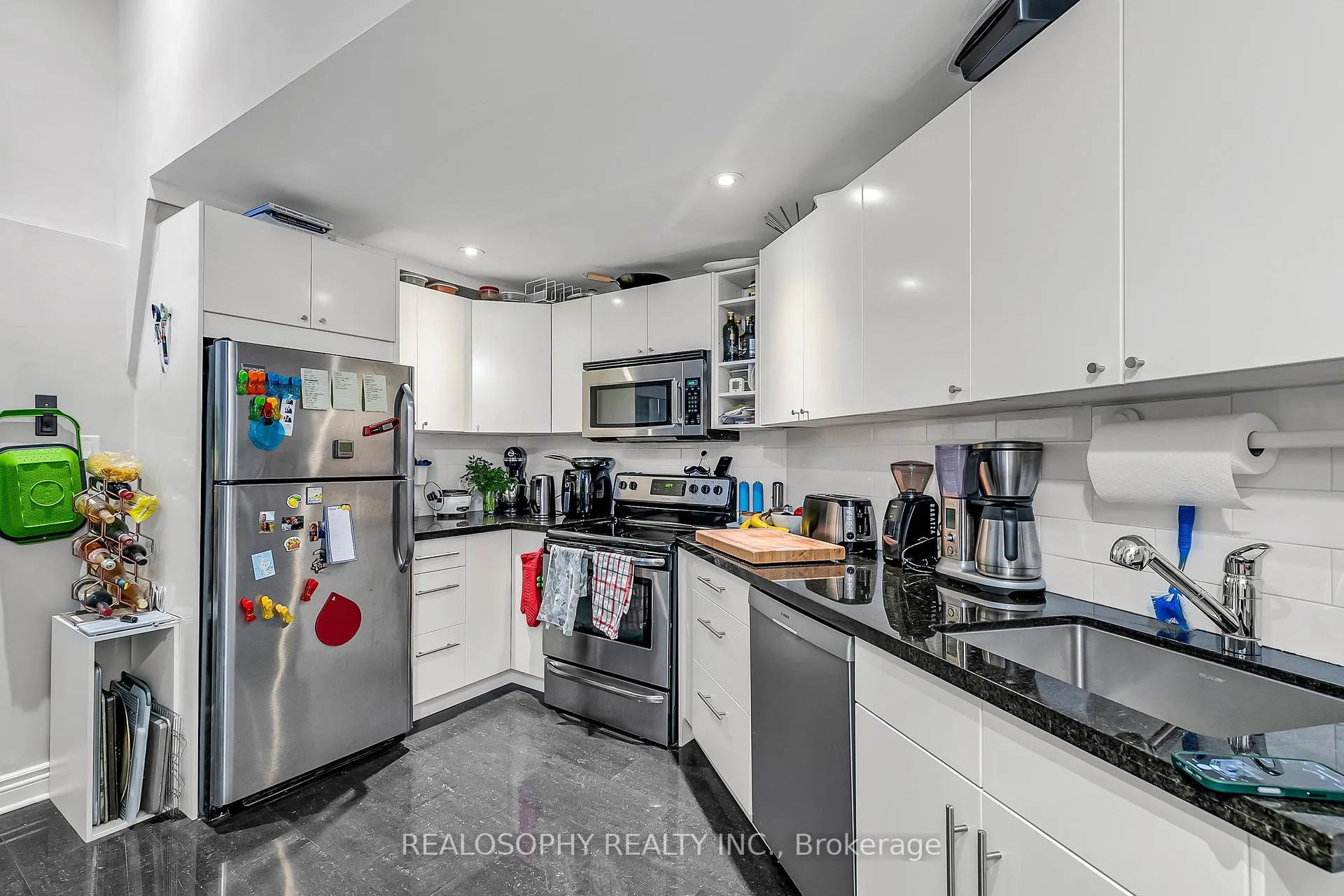 Photo 5 of 626 Huron Street, Toronto, The Annex — HOMEH