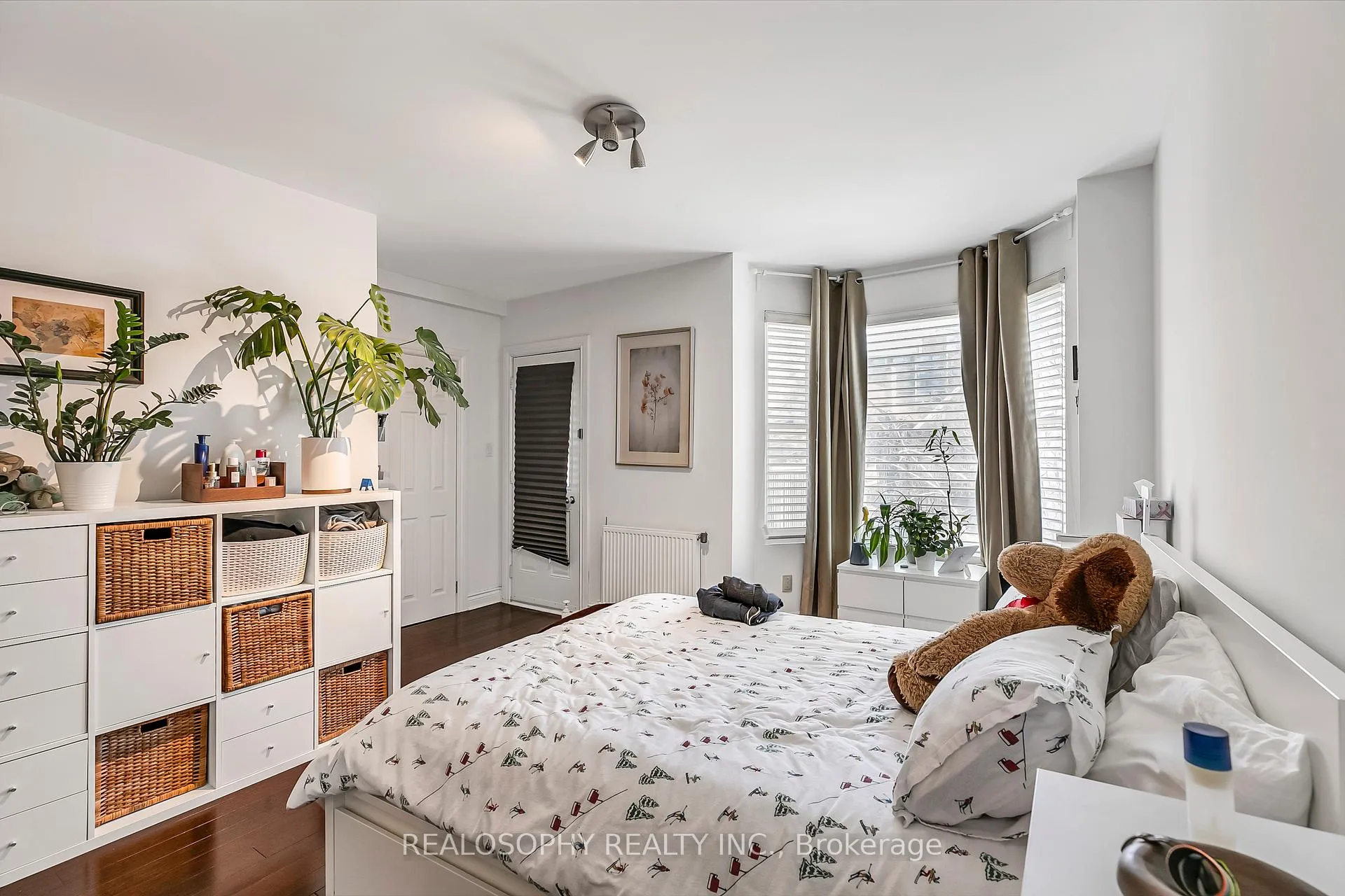 Photo 6 of 626 Huron Street, Toronto, The Annex — HOMEH