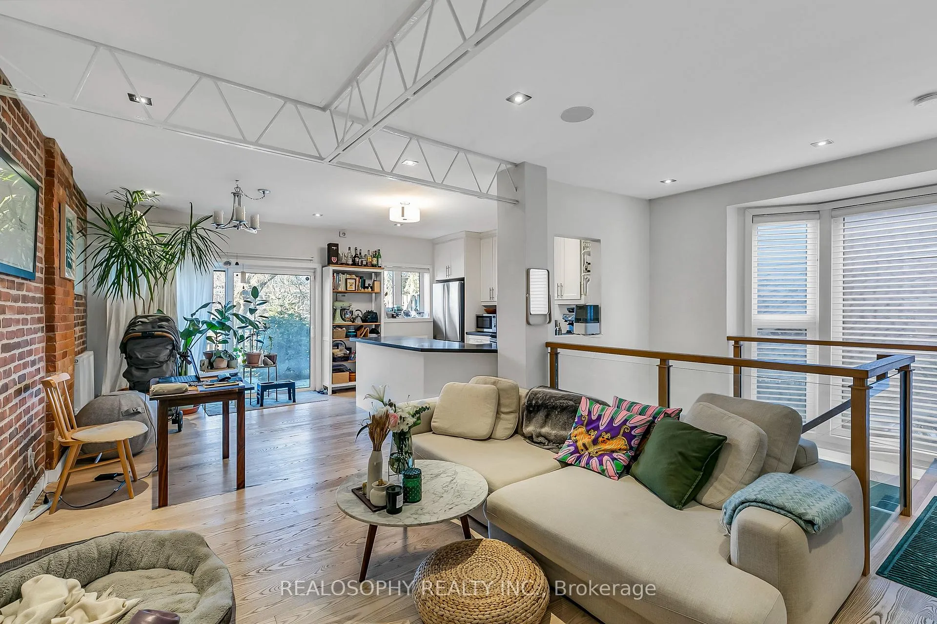 Photo 10 of 626 Huron Street, Toronto, The Annex — HOMEH
