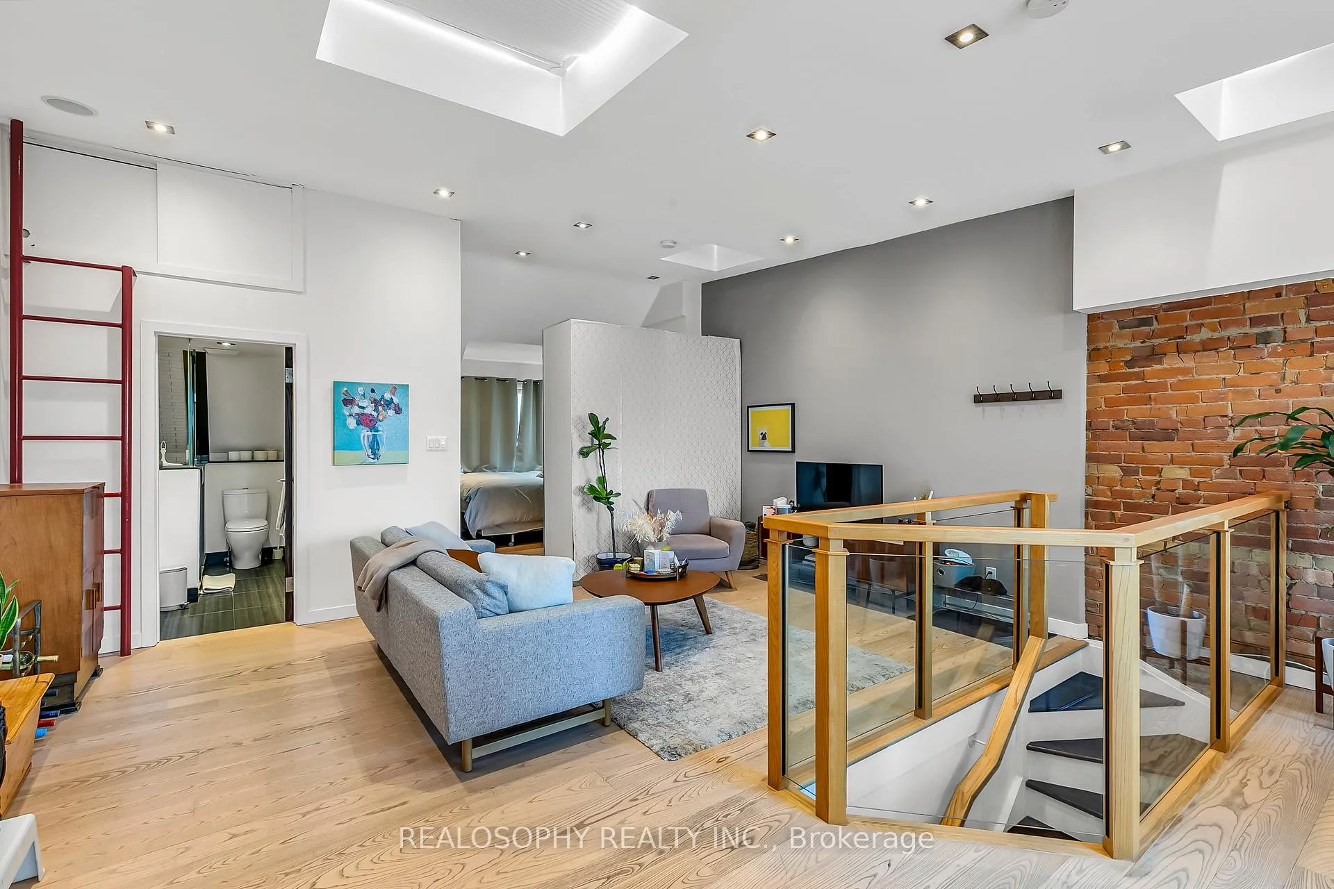 Photo 24 of 626 Huron Street, Toronto, The Annex — HOMEH