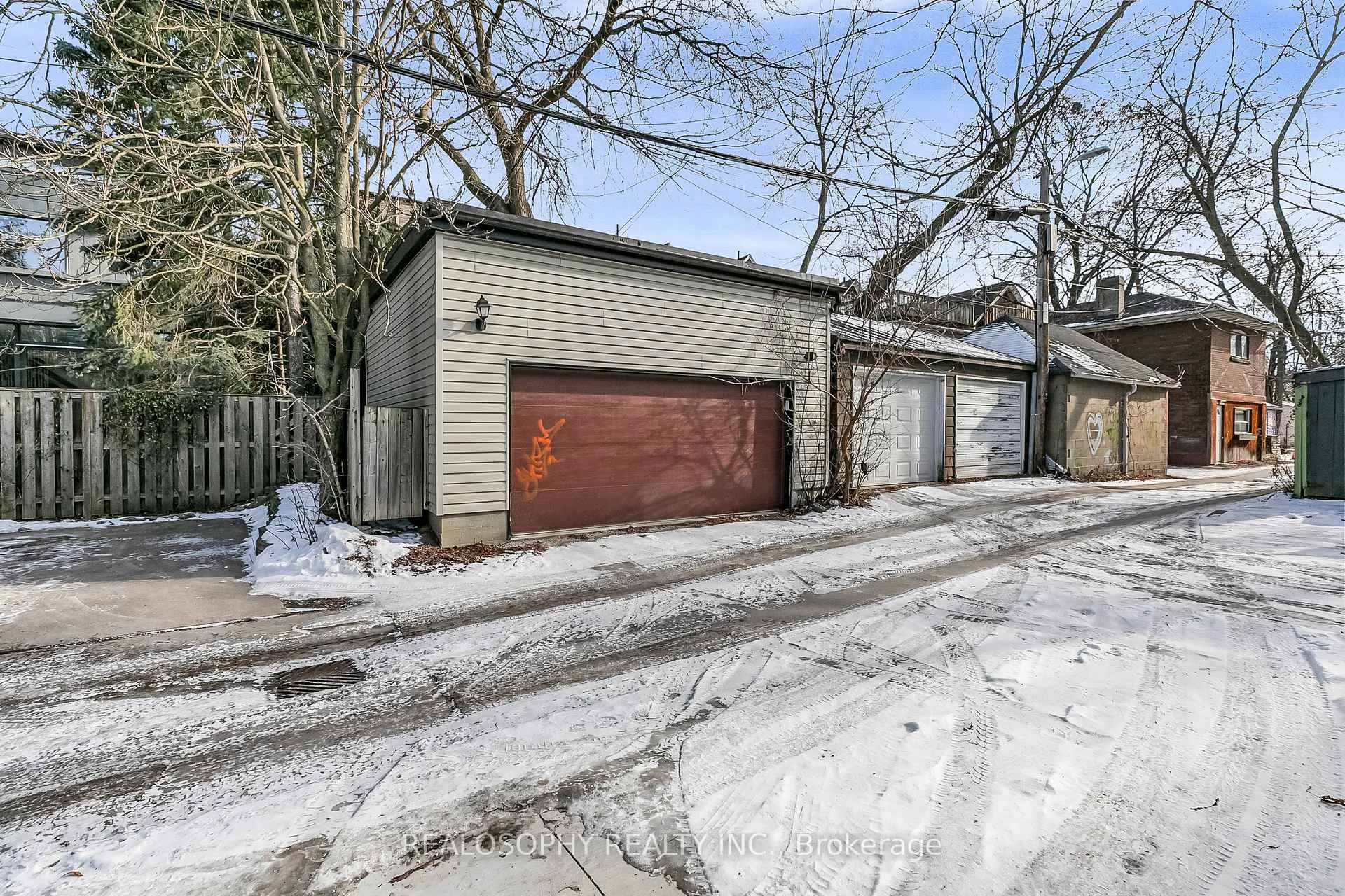 Photo 41 of 626 Huron Street, Toronto, The Annex — HOMEH