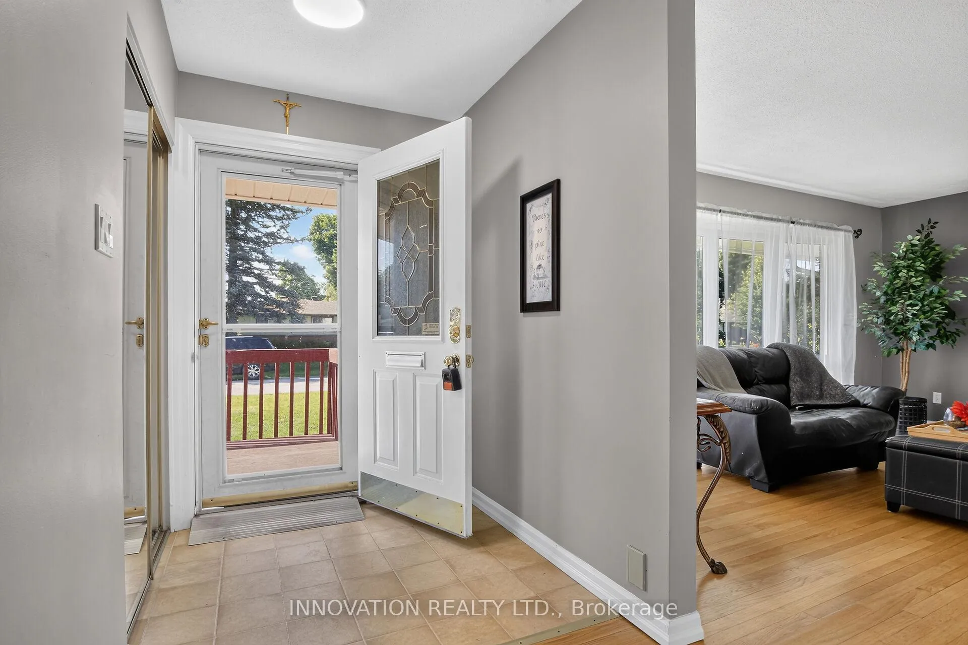 Photo 3 of 13 Dorland Crescent, Ottawa, Lynwood Village — HOMEH