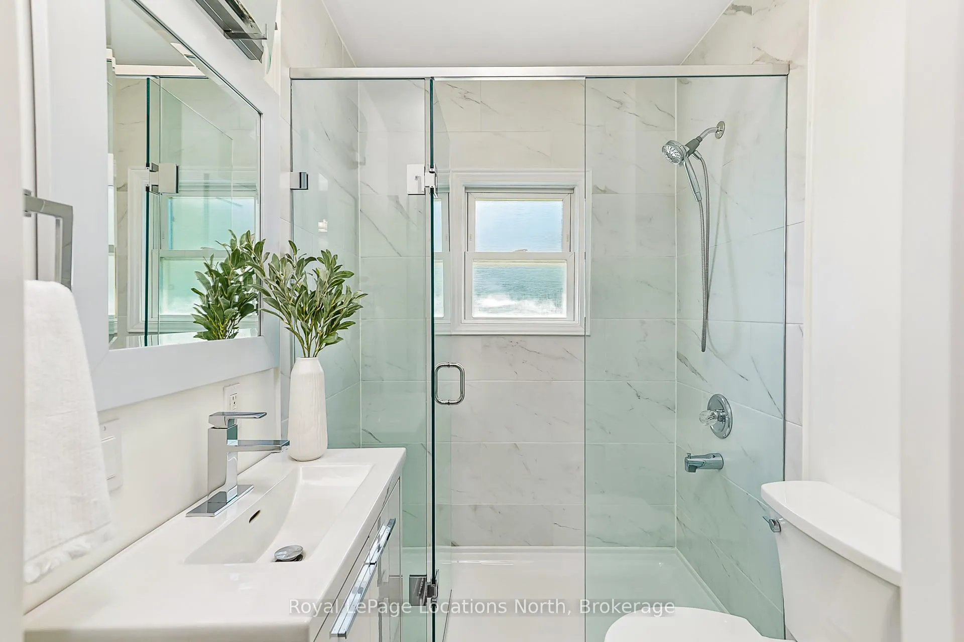 Photo 16 of 196 Simcoe Street, Collingwood — HOMEH