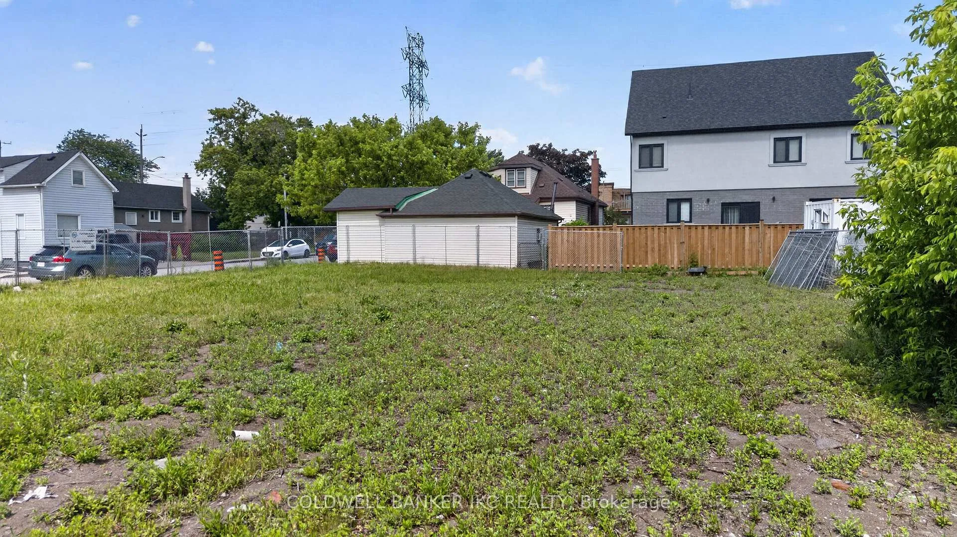 Photo 15 of 2 Rembe Avenue, Hamilton, Hamilton Beach — HOMEH