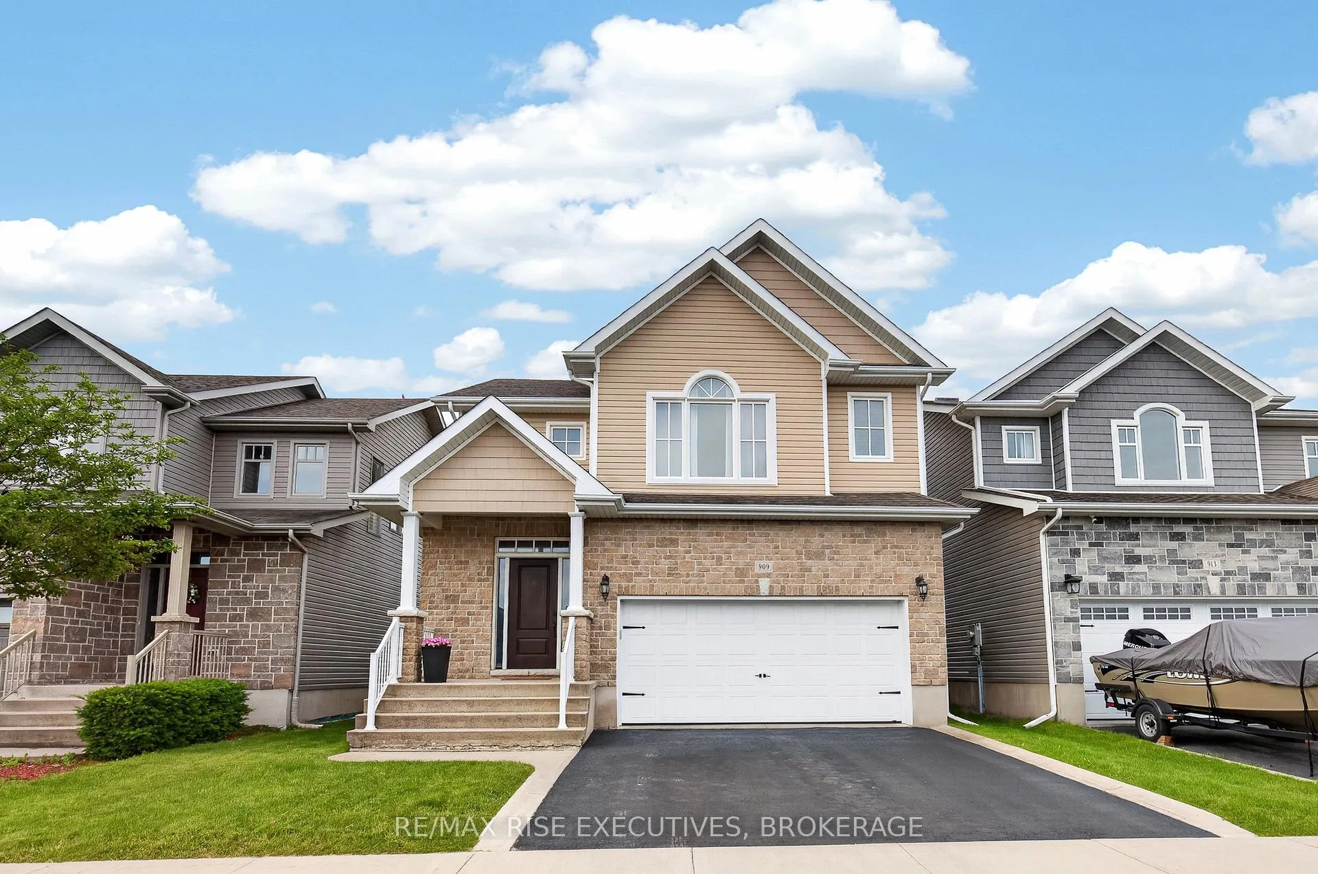 Photo 1 of 909 Edward Riley Drive, Kingston, City Northwest — HOMEH