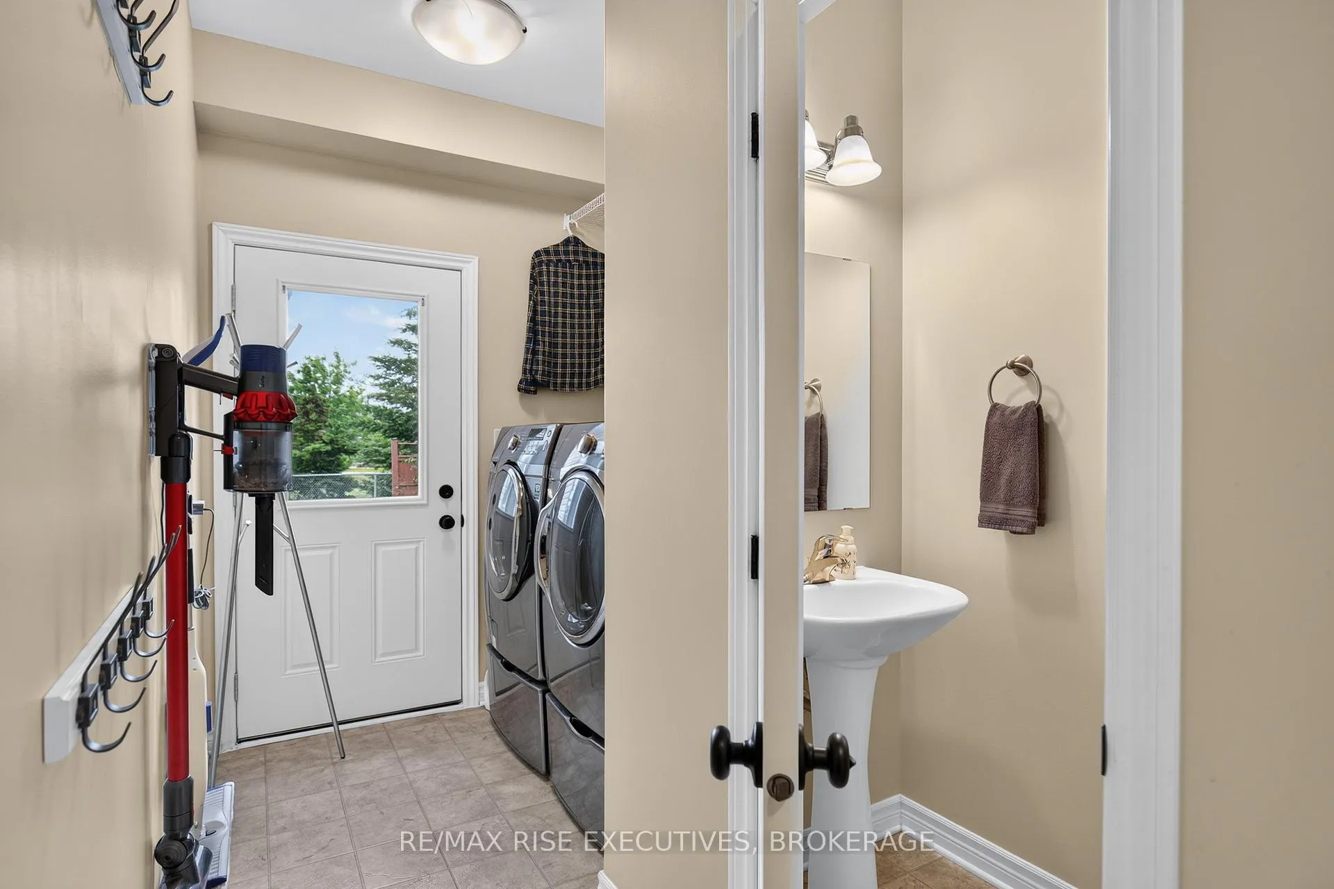 Photo 26 of 909 Edward Riley Drive, Kingston, City Northwest — HOMEH