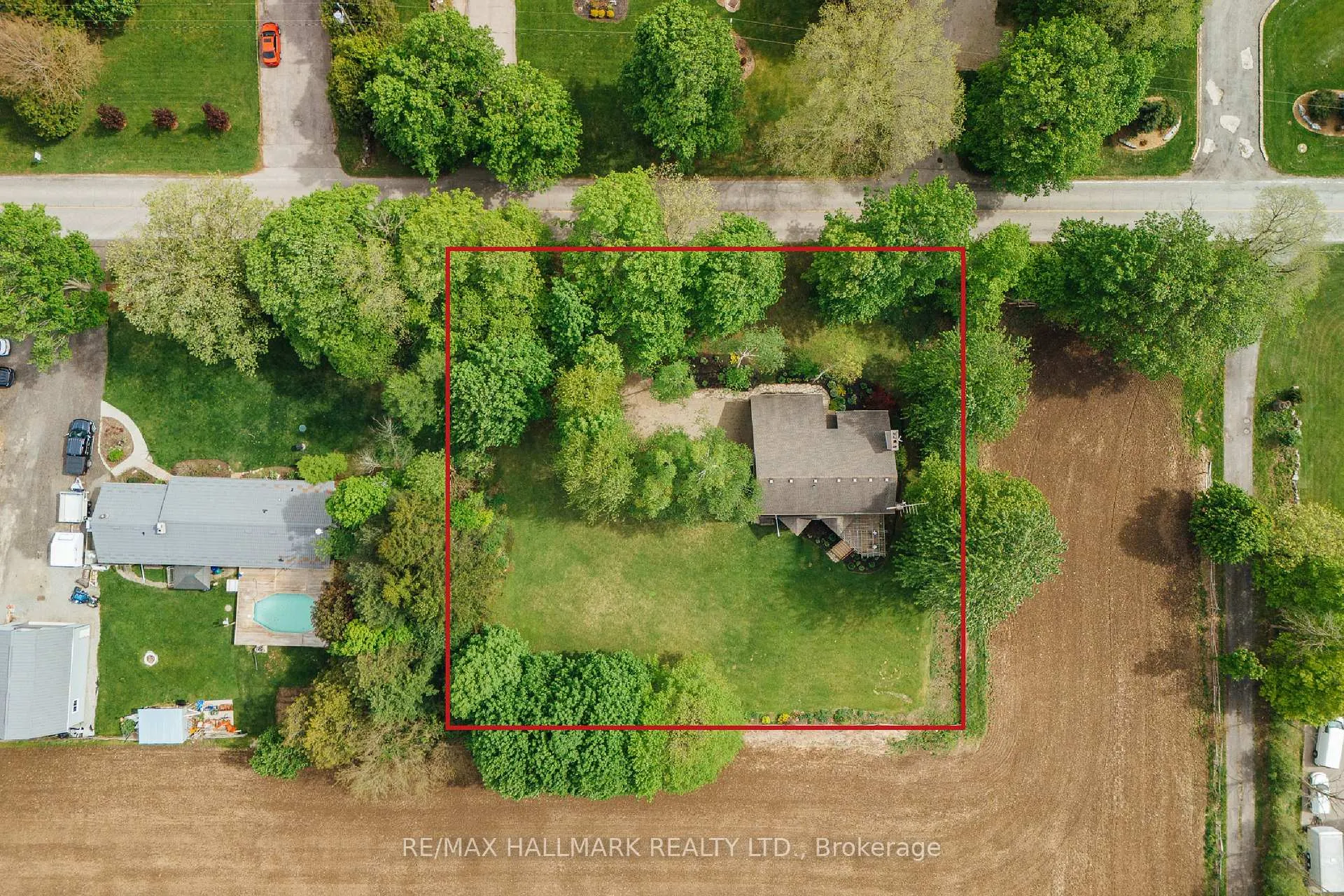 Photo 7 of 1998 Morrison Road, North Dumfries — HOMEH