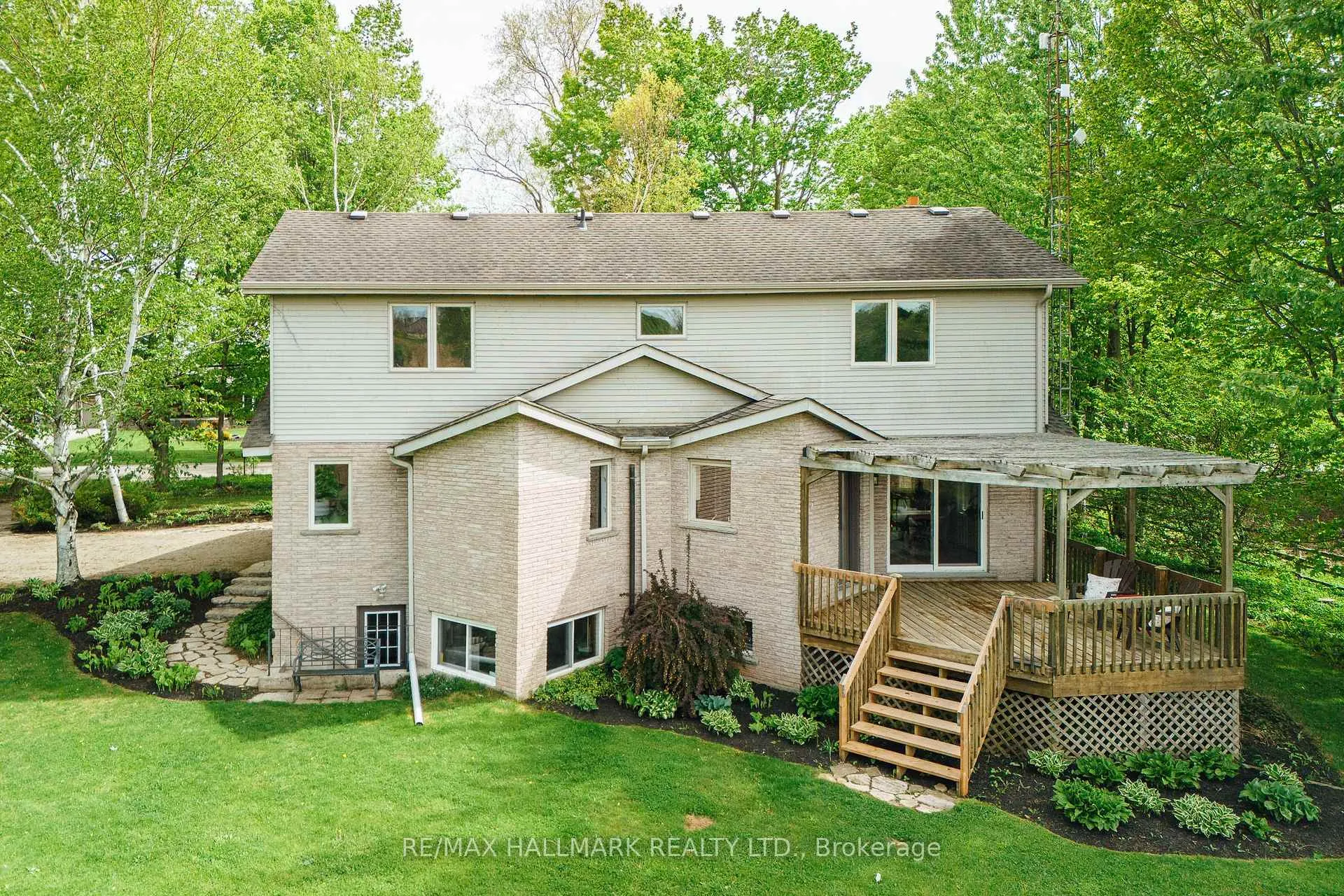 Photo 26 of 1998 Morrison Road, North Dumfries — HOMEH