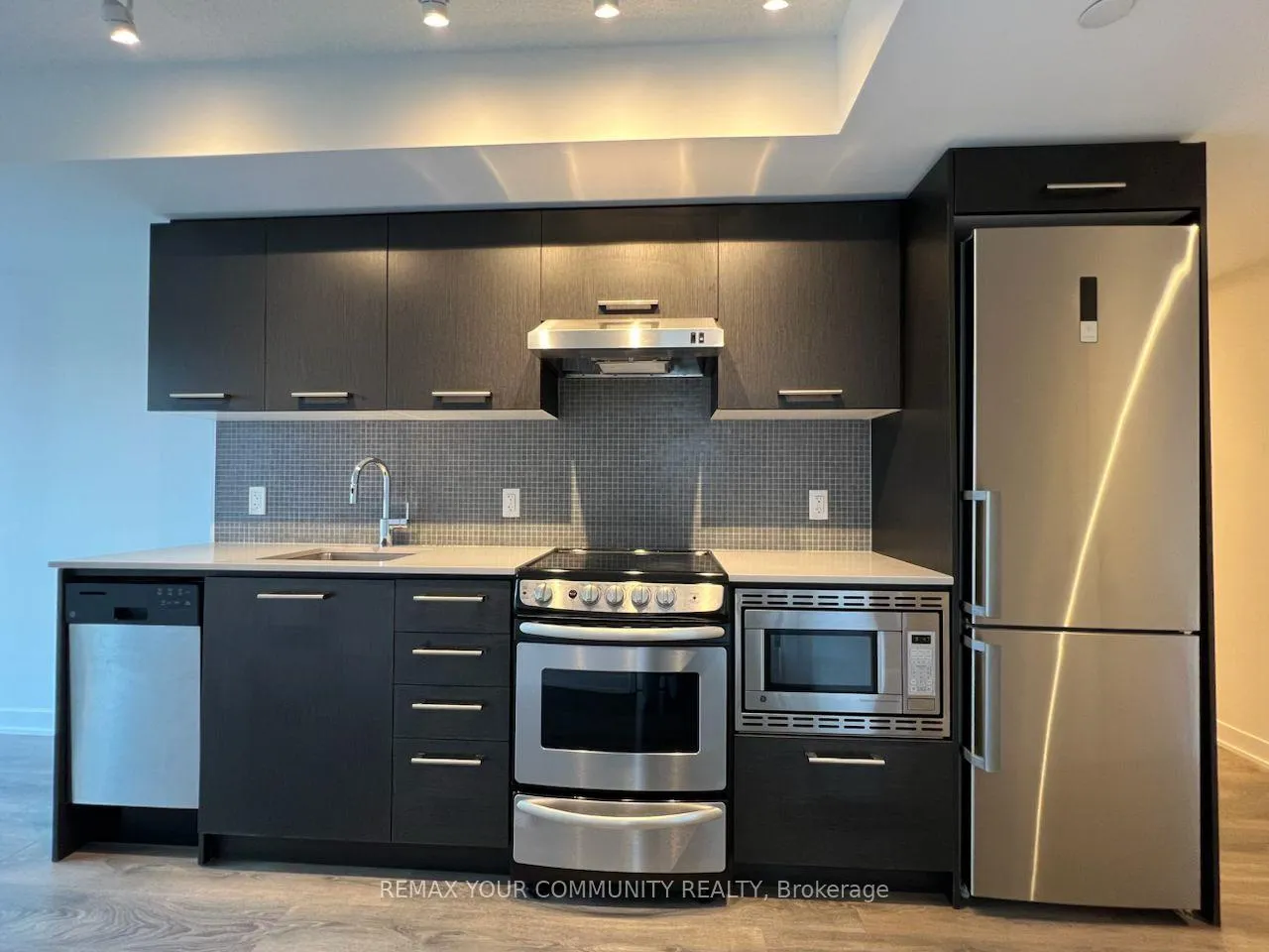 Photo 1 of Unit 603, 87 Peter Street, Toronto, Waterfront Communities — HOMEH