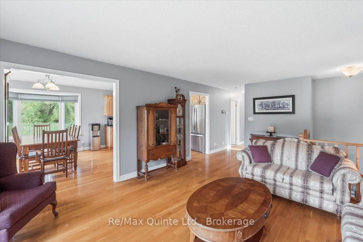 Photo 8 of 219 Helyer Road, Quinte West, Murray Ward — HOMEH