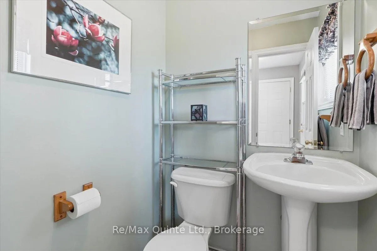 Photo 29 of 219 Helyer Road, Quinte West, Murray Ward — HOMEH