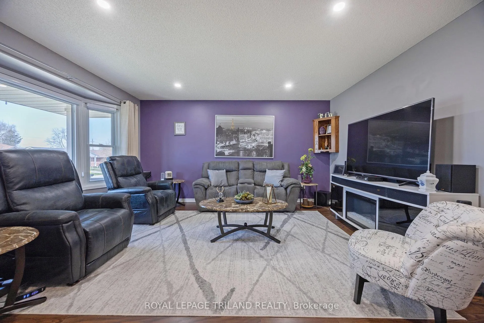 Photo 7 of 31 Neal Avenue, St. Thomas — HOMEH