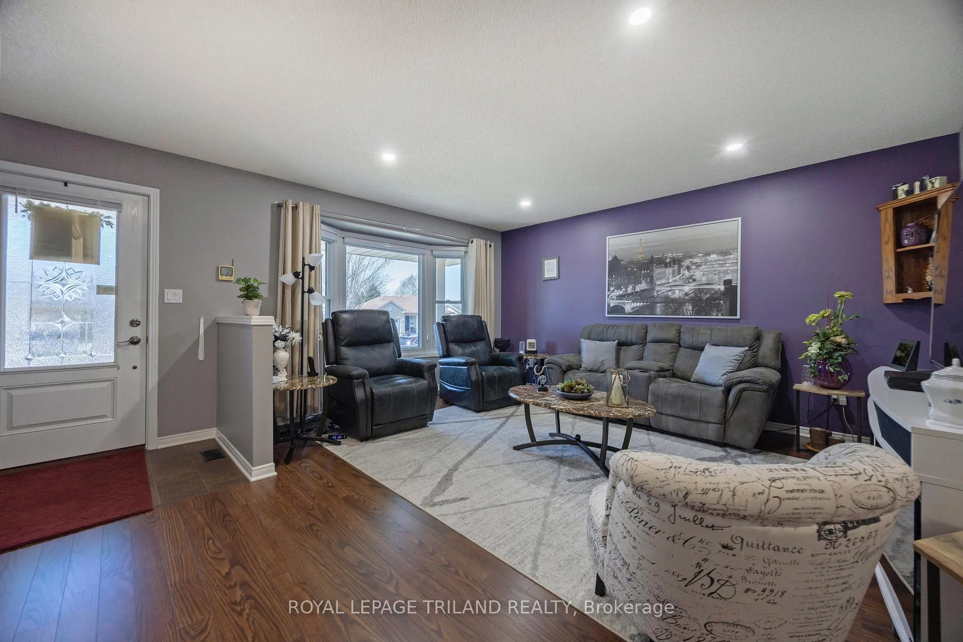 Photo 8 of 31 Neal Avenue, St. Thomas — HOMEH