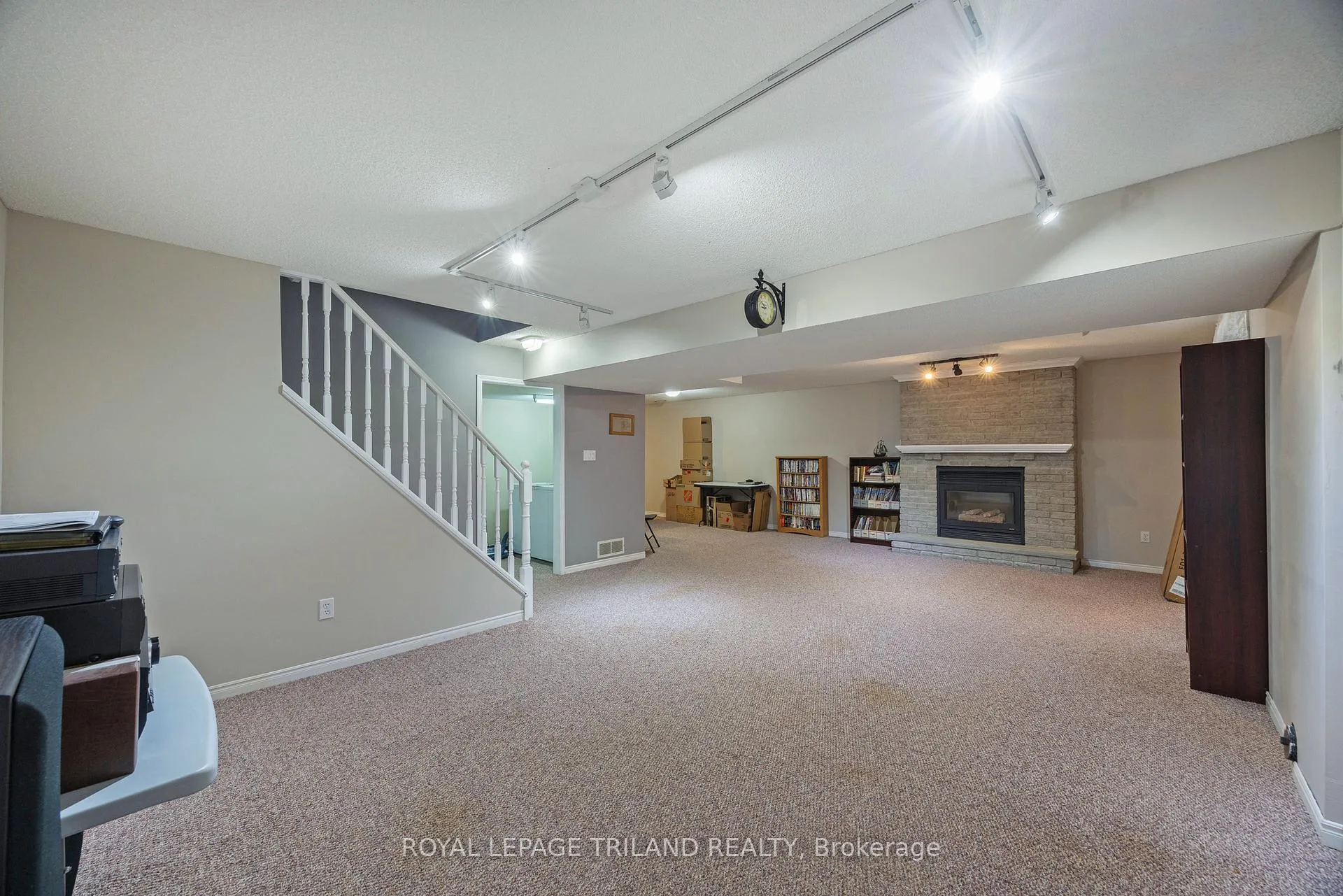 Photo 21 of 31 Neal Avenue, St. Thomas — HOMEH