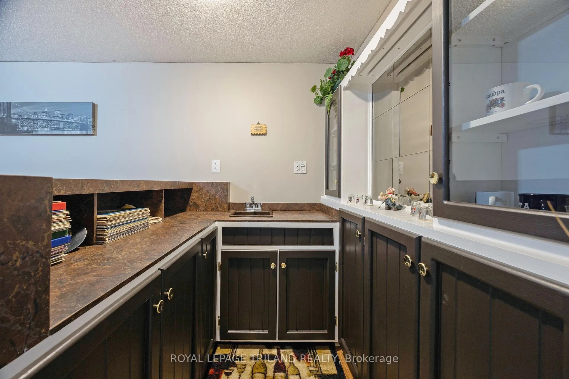 Photo 24 of 31 Neal Avenue, St. Thomas — HOMEH