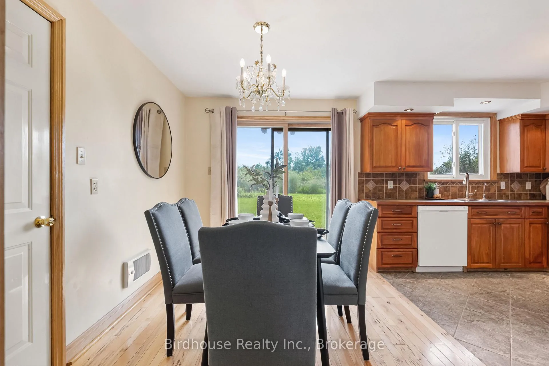 Photo 6 of 36 Cameron Road, Kawartha Lakes, Fenelon — HOMEH