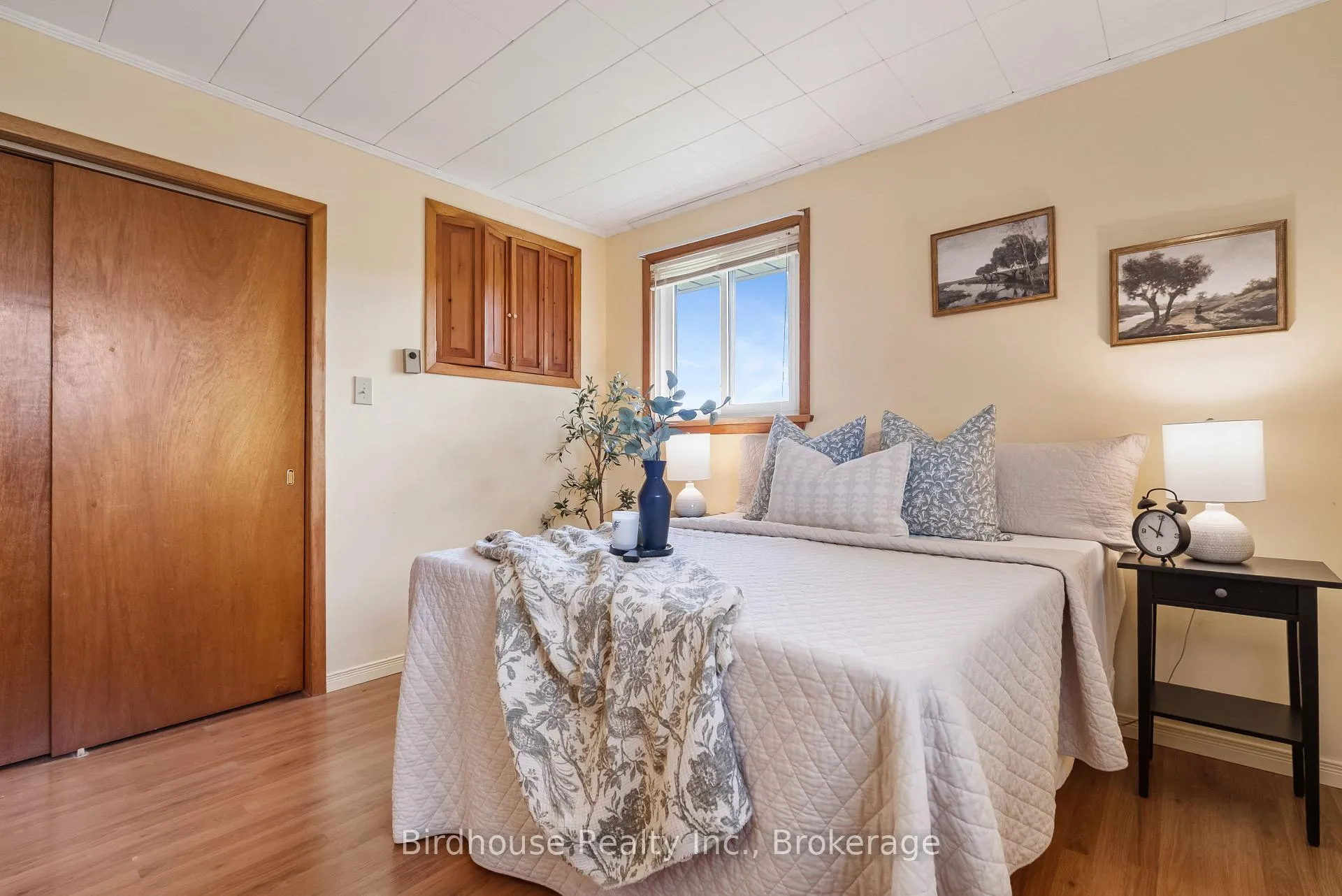 Photo 16 of 36 Cameron Road, Kawartha Lakes, Fenelon — HOMEH