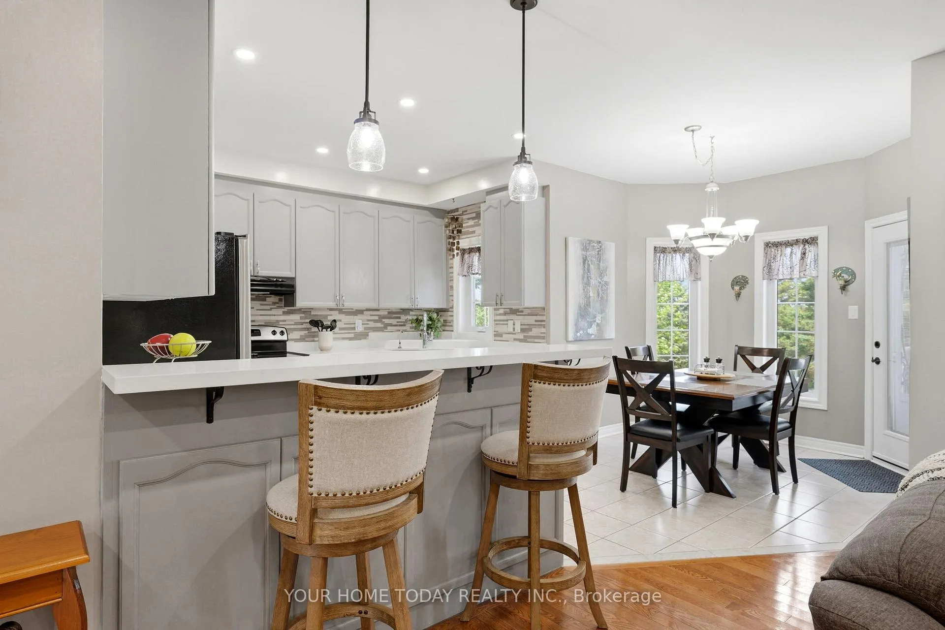 Photo 11 of 2 Trillium Terrace, Halton Hills, Rural Halton Hills — HOMEH