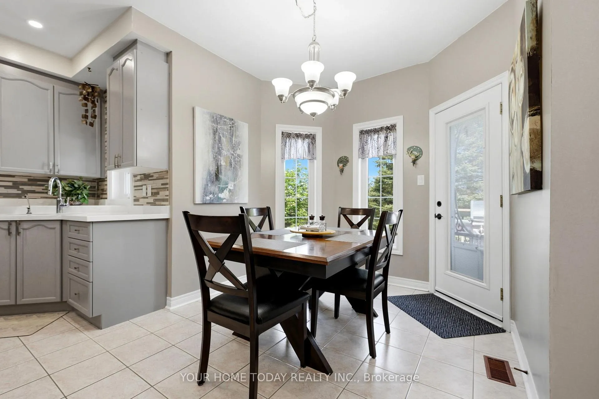 Photo 13 of 2 Trillium Terrace, Halton Hills, Rural Halton Hills — HOMEH