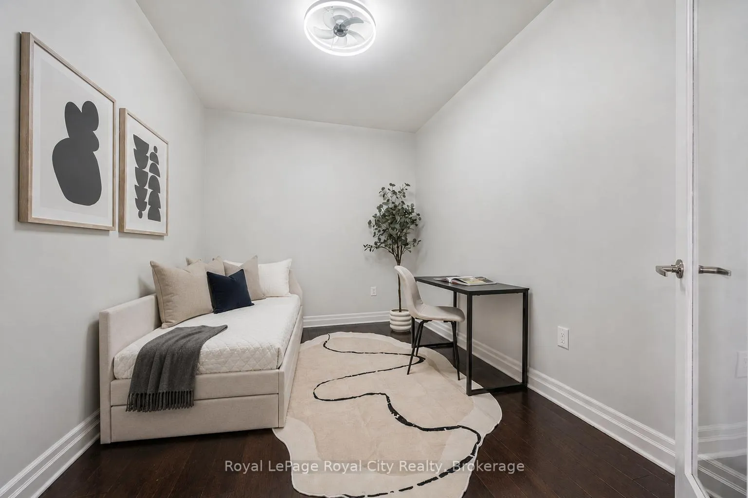 Photo 20 of Unit 1108, 160 Macdonell Street, Guelph, Downtown — HOMEH
