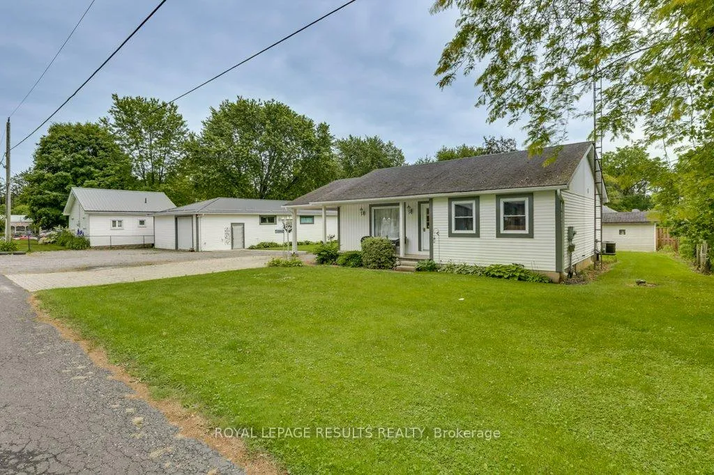 Photo 2 of 46325 Methodist Street, Central Elgin, Sparta — HOMEH