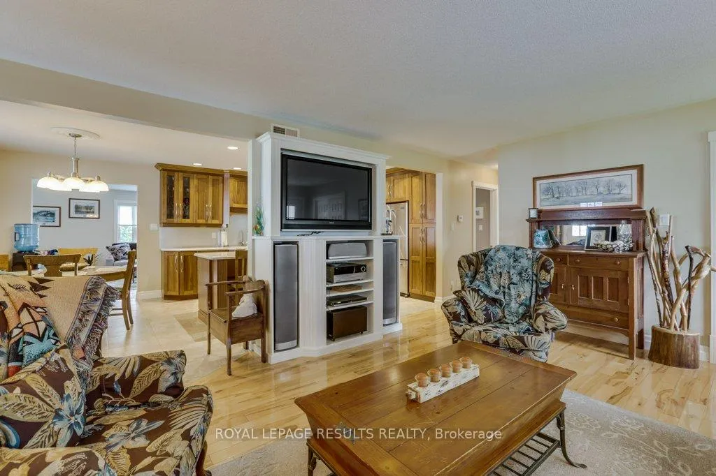 Photo 11 of 46325 Methodist Street, Central Elgin, Sparta — HOMEH