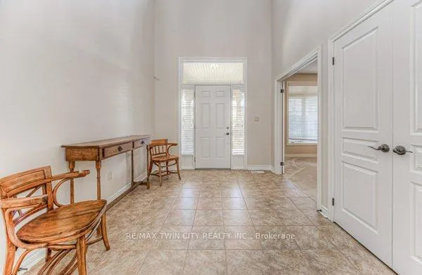 Photo 12 of 43 Frey Crescent, Kitchener — HOMEH