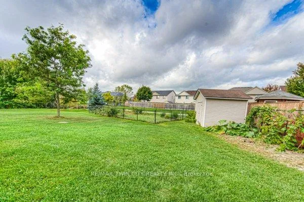 Photo 26 of 43 Frey Crescent, Kitchener — HOMEH