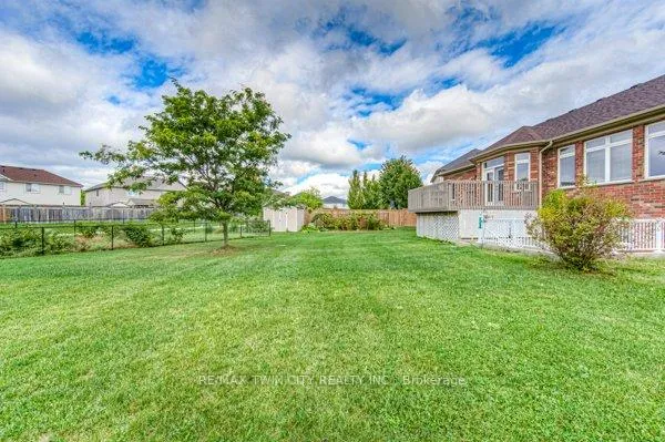 Photo 28 of 43 Frey Crescent, Kitchener — HOMEH